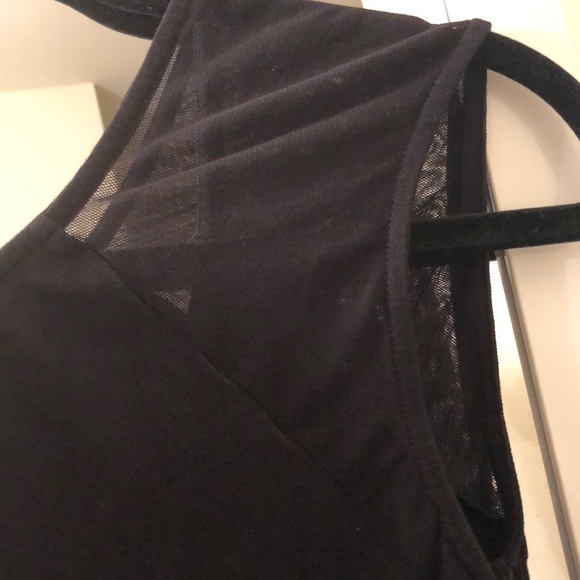 Top - Picture 2 of 3